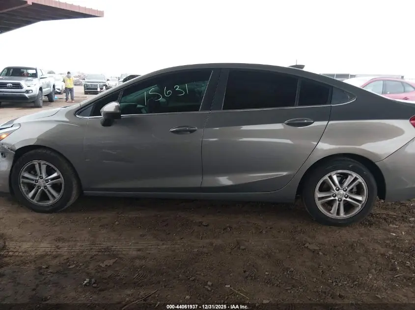2017 CHEVROLET CRUZE LT AUTO