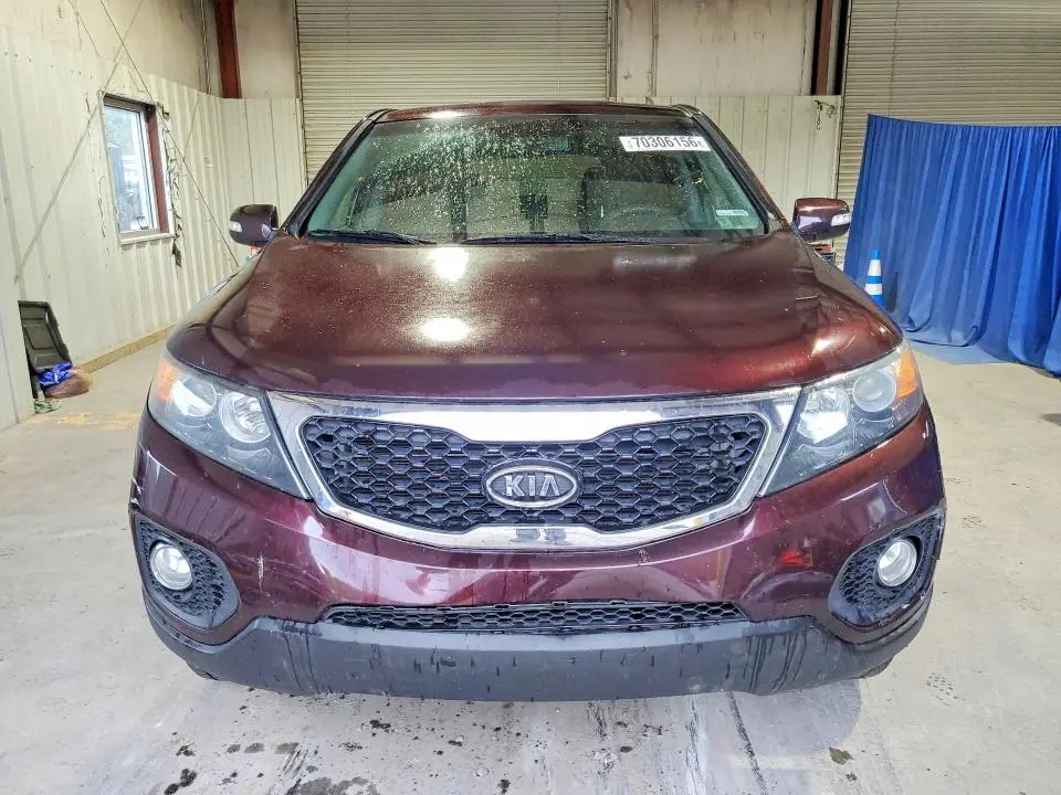 2013 KIA SORENTO LX  