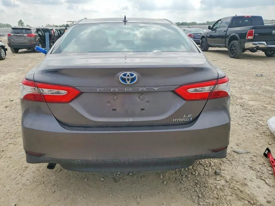 2020 TOYOTA CAMRY LE  