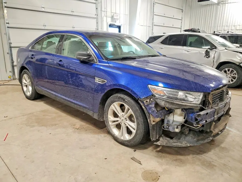 2015 FORD TAURUS SE  