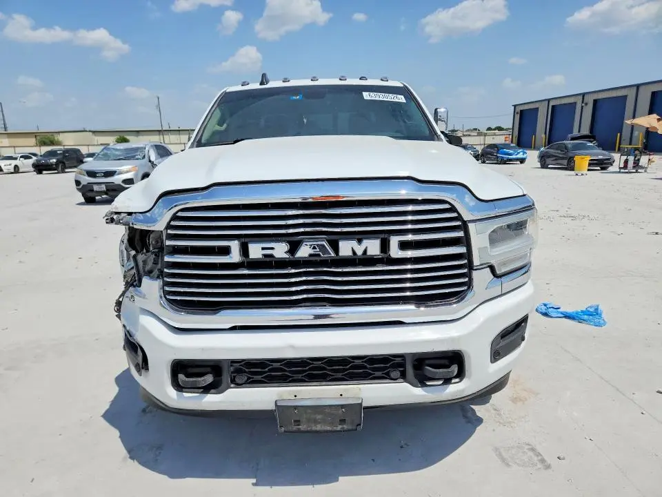 2022 RAM 3500 LARAMIE  