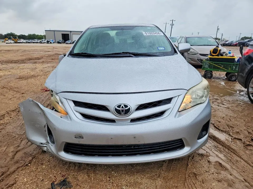 2011 TOYOTA COROLLA LE  