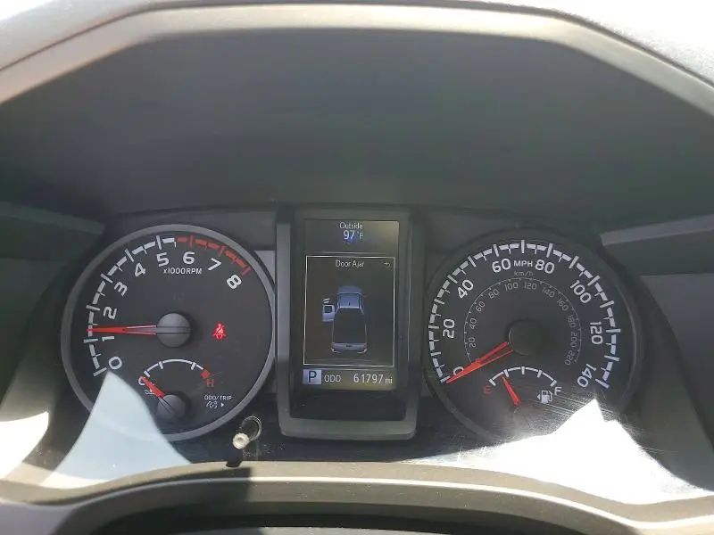 2021 TOYOTA TACOMA SR  