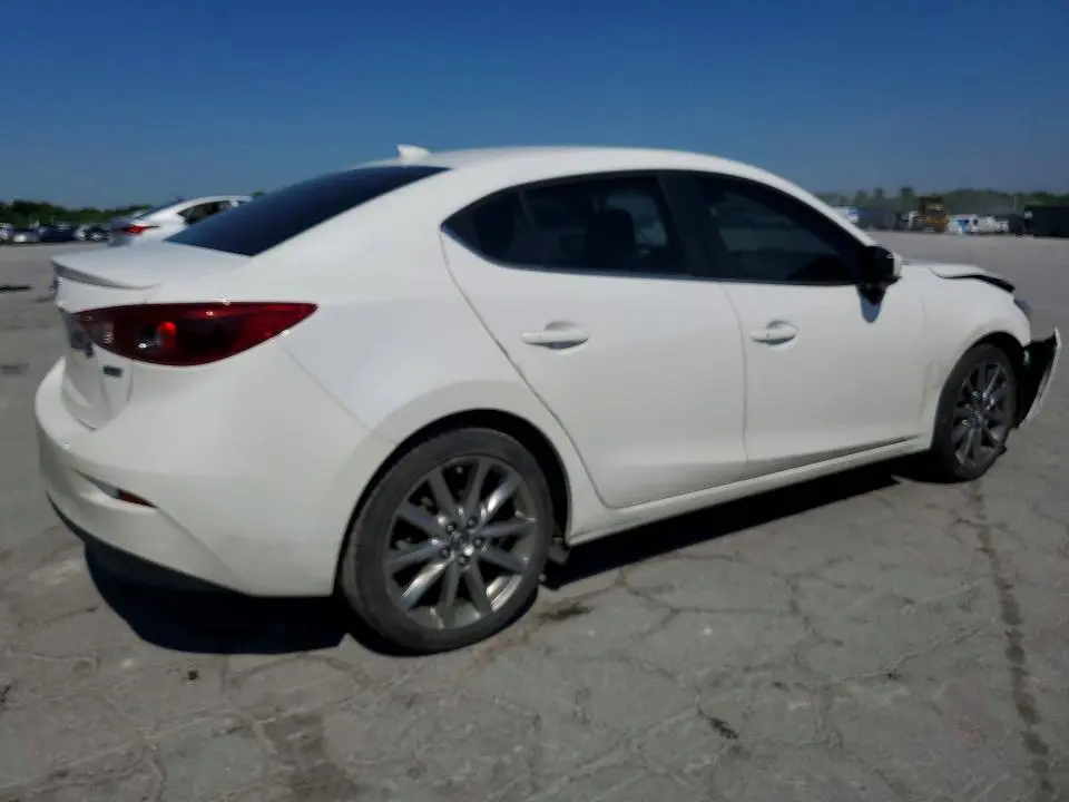 2018 MAZDA 3 GRAND TOURING  