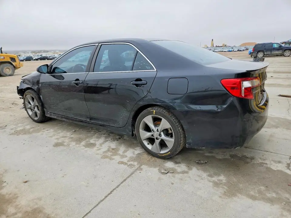 2014 TOYOTA CAMRY SE SPORT  