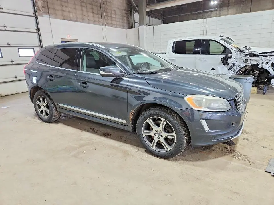 2014 VOLVO XC60 T6  