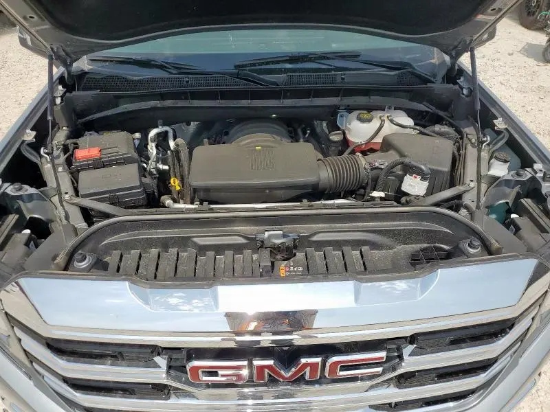 2025 GMC SIERRA K1500 SLT  