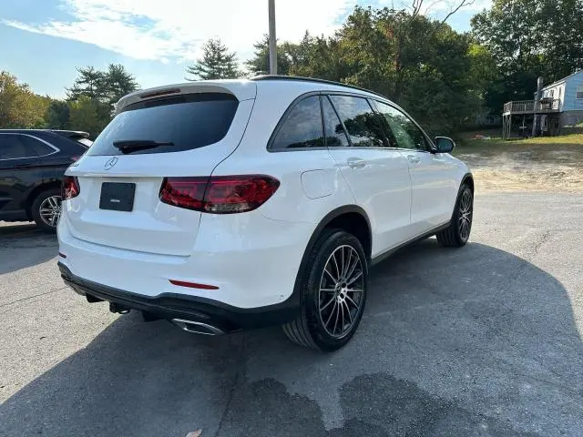 2021 MERCEDES-BENZ GLC 300  