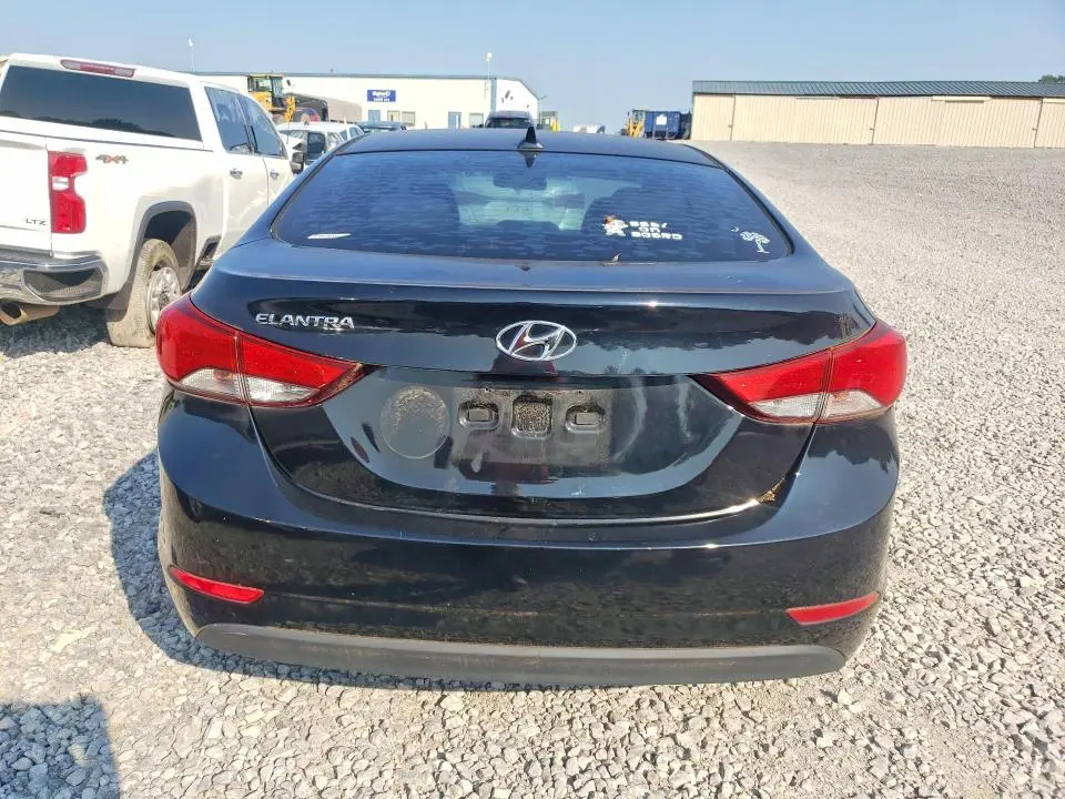 2014 HYUNDAI ELANTRA SE  
