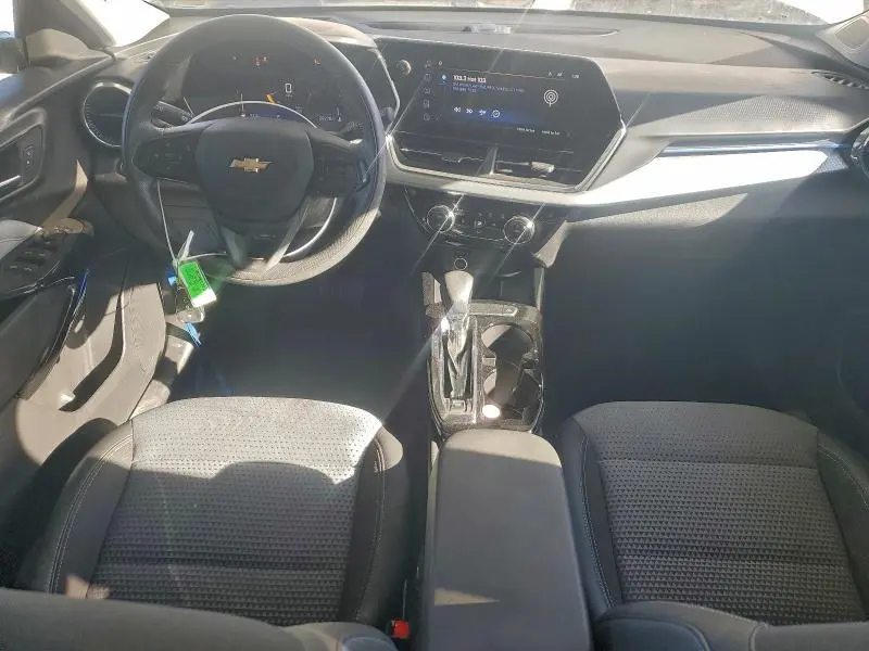 2025 CHEVROLET TRAX 1LT  