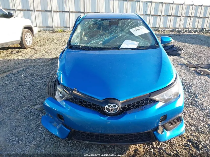 2017 TOYOTA COROLLA IM  