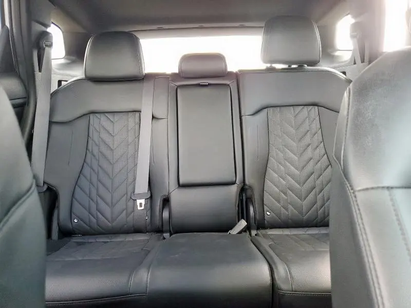 2023 KIA SPORTAGE X-PRO  