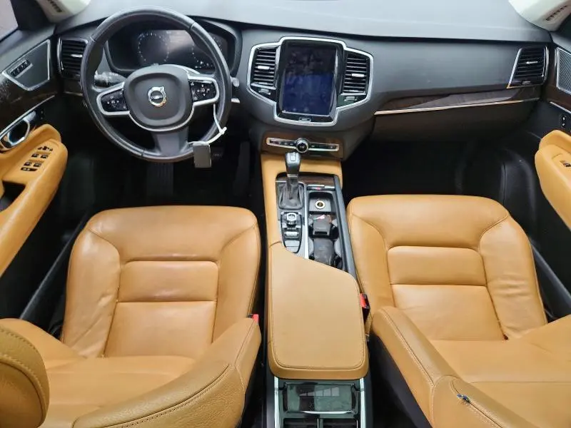 2016 VOLVO XC90 T6  