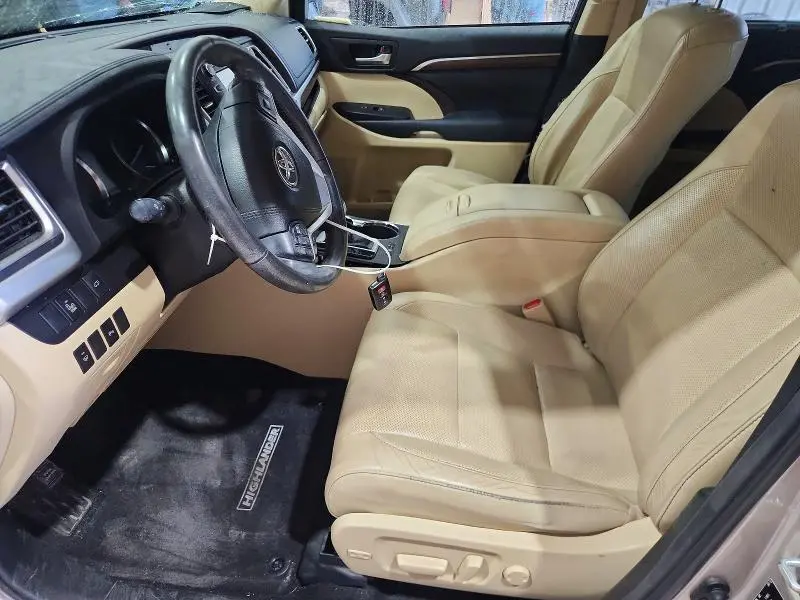 2015 TOYOTA HIGHLANDER LIMITED  