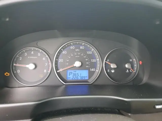 2010 HYUNDAI SANTA FE GLS  