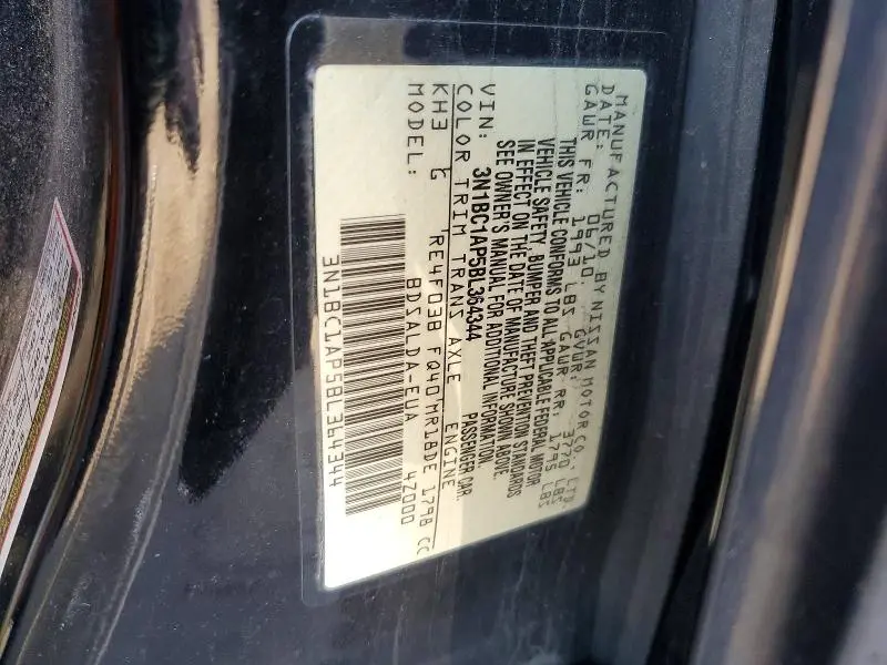 2011 NISSAN VERSA 1.8 S  
