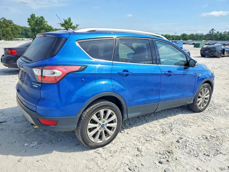 2017 FORD ESCAPE TITANIUM  