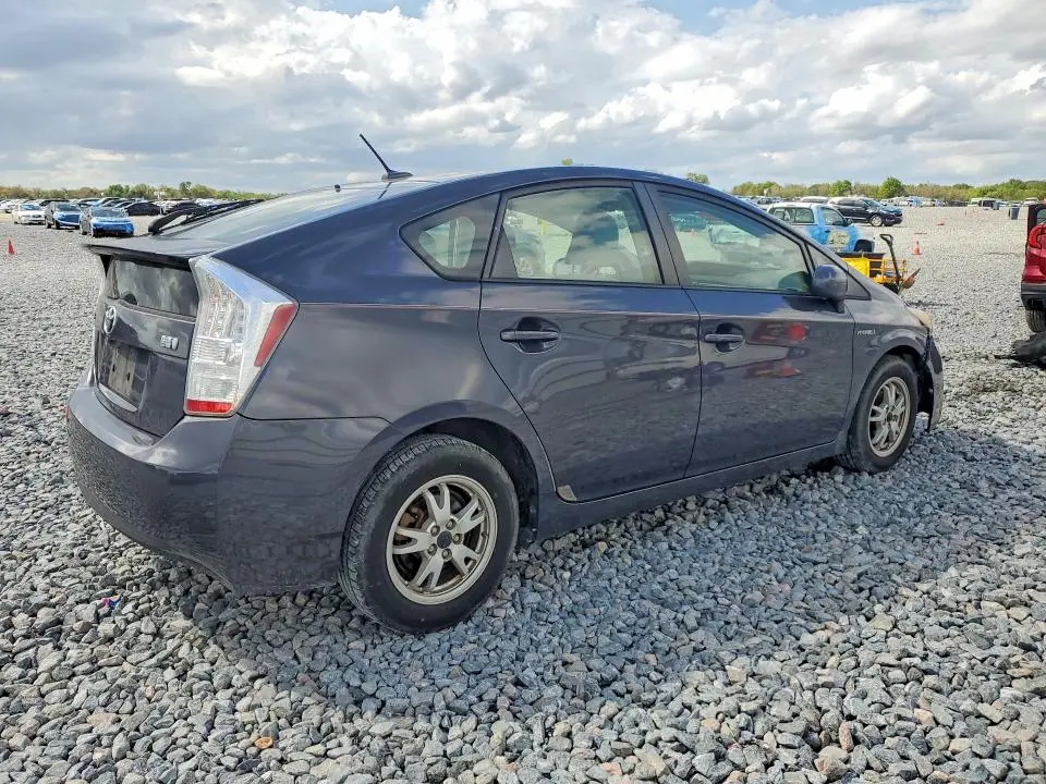 2011 TOYOTA PRIUS TWO  
