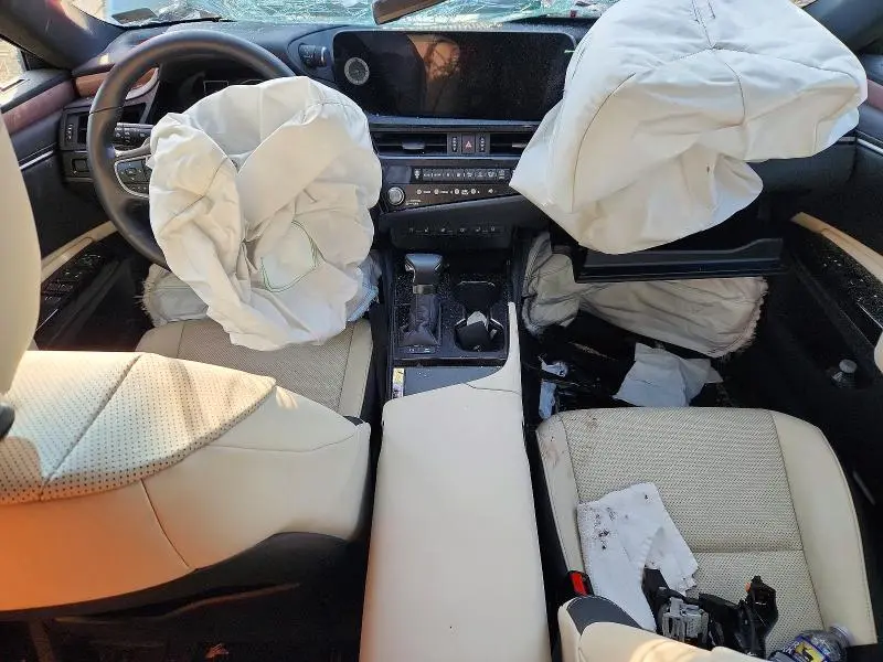 2024 LEXUS ES 300H BASE  