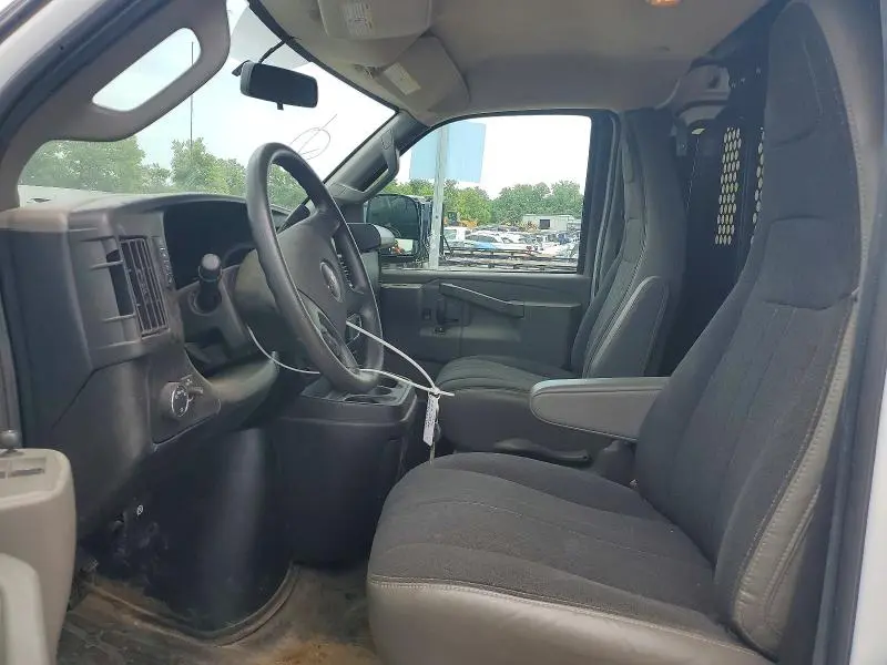 2023 GMC SAVANA G2500