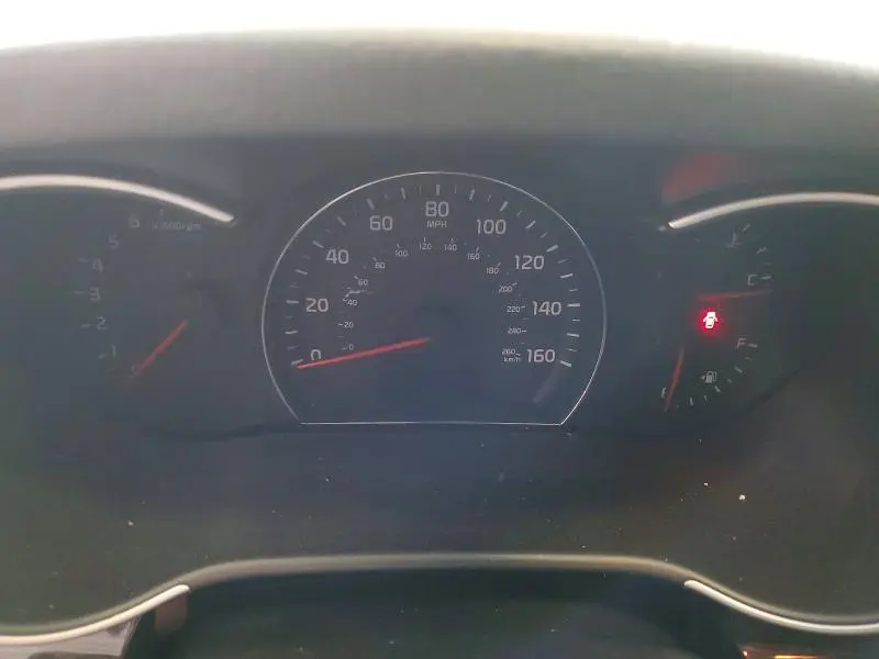 2014 KIA SORENTO LX  