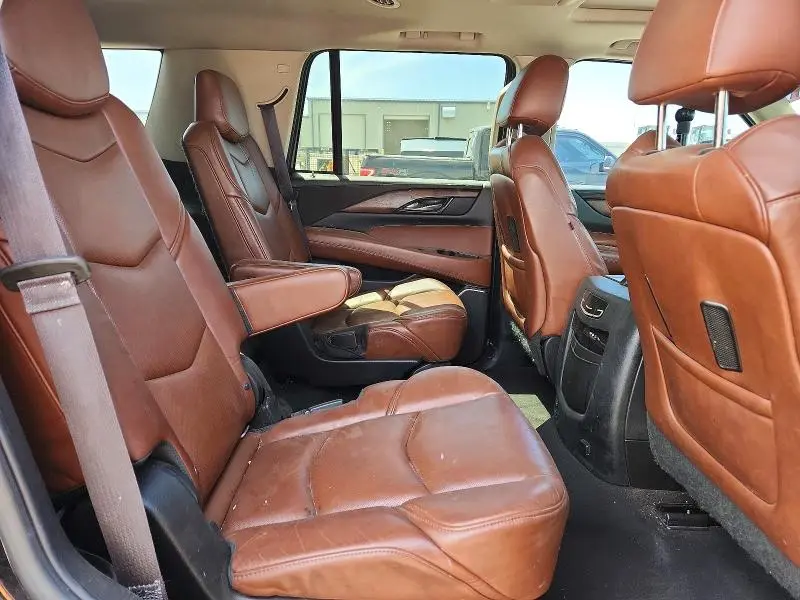 2015 CADILLAC ESCALADE LUXURY  