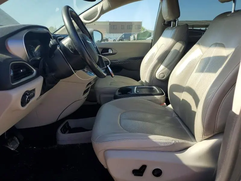 2021 CHRYSLER PACIFICA TOURING L  