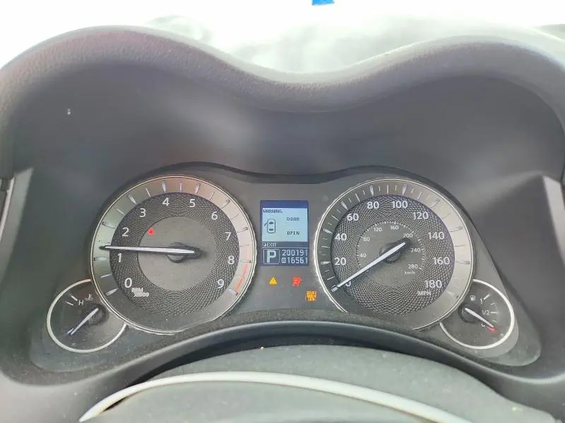 2011 INFINITI M37 BASE  