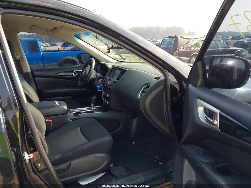 2018 NISSAN PATHFINDER SV
