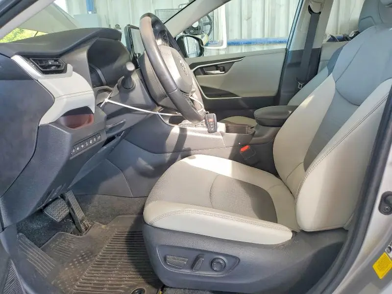 2024 TOYOTA RAV4 LIMITED  