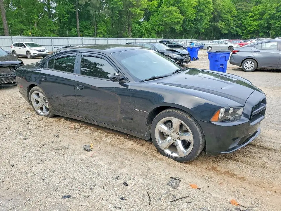 2012 DODGE CHARGER R  