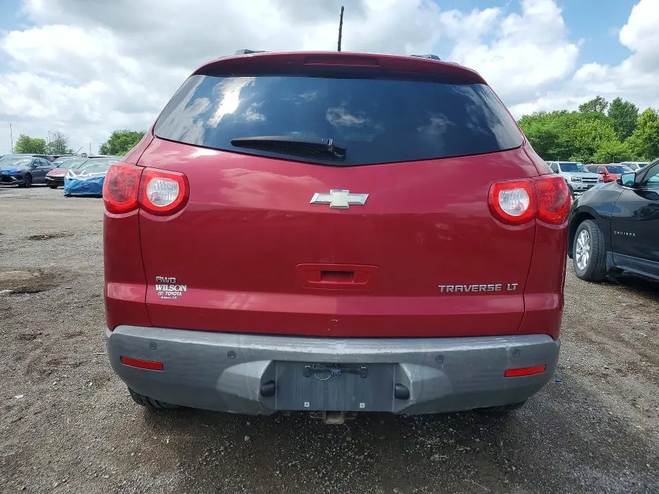 2012 CHEVROLET TRAVERSE LT  