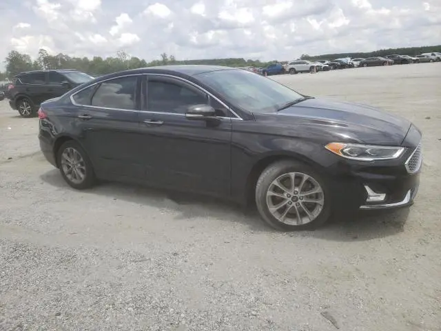 2019 FORD FUSION TITANIUM  