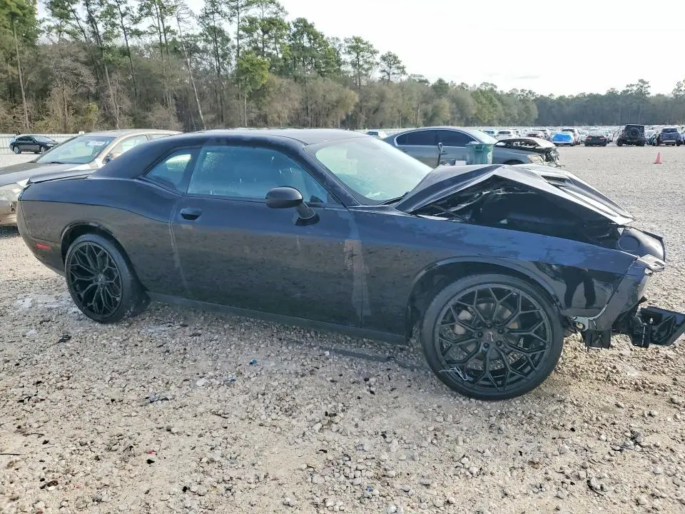 2023 DODGE CHALLENGER SXT  