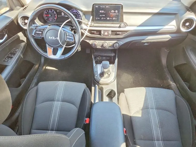 2023 KIA FORTE EX  