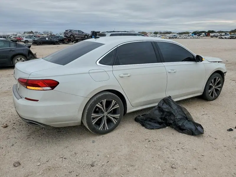 2021 VOLKSWAGEN PASSAT SE  