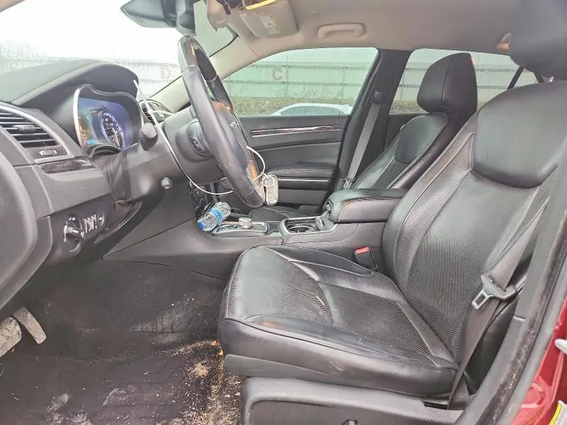 2019 CHRYSLER 300 LIMITED  