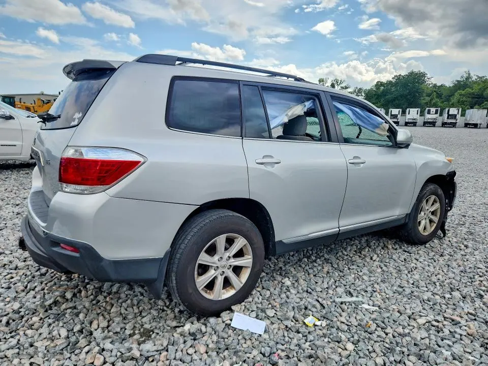 2012 TOYOTA HIGHLANDER BASE  
