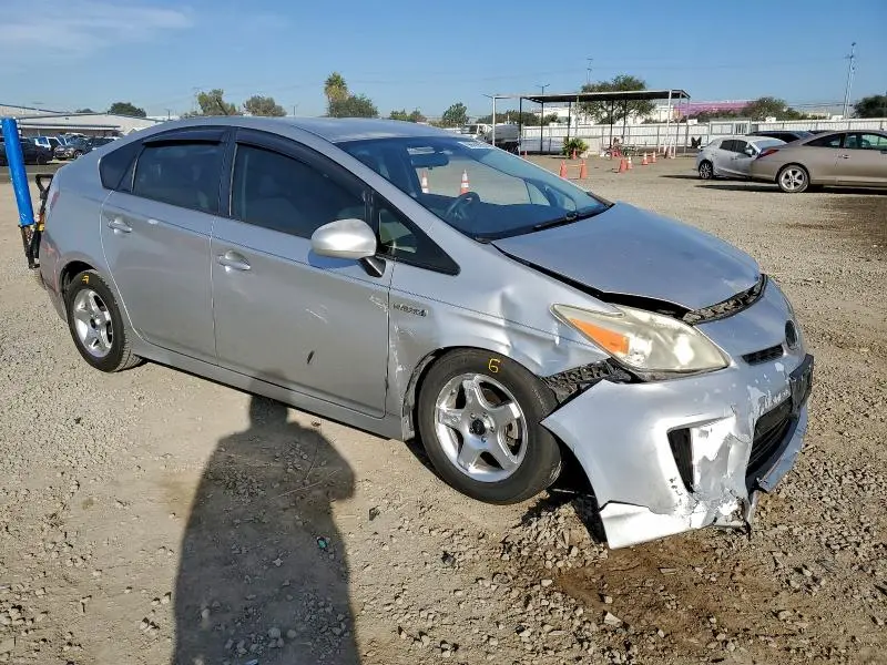 2014 TOYOTA PRIUS   