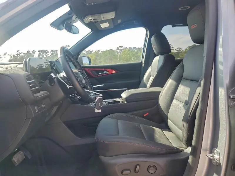 2024 CHEVROLET TRAVERSE LT Z71  