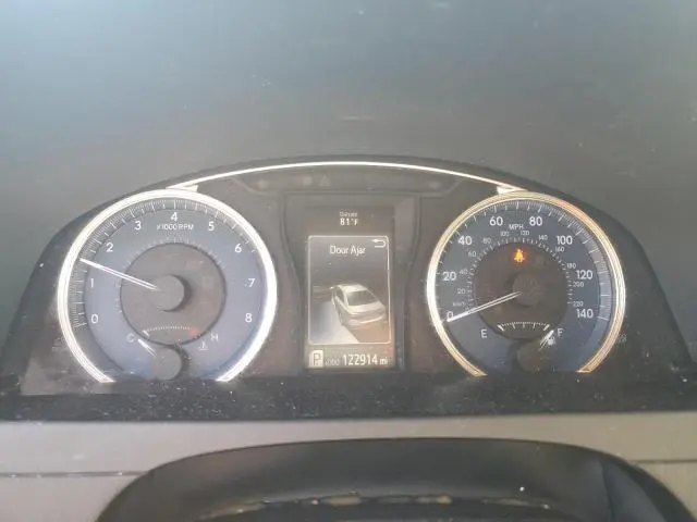 2016 TOYOTA CAMRY LE  