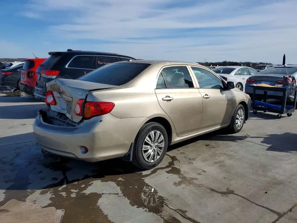 2010 TOYOTA COROLLA LE  