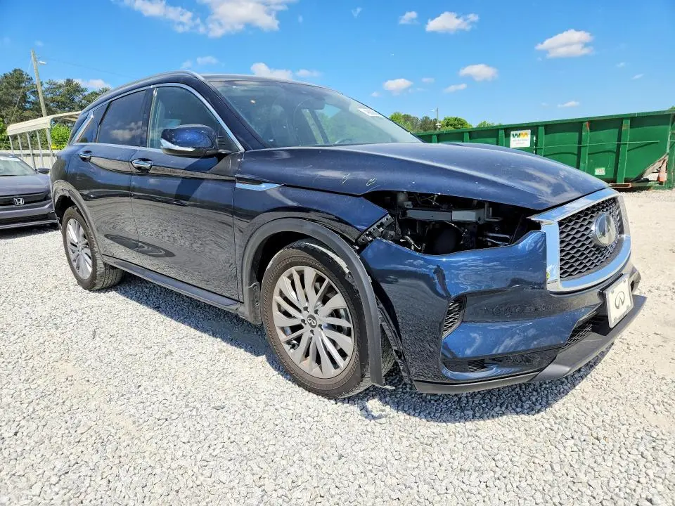 2024 INFINITI QX50 LUXE  