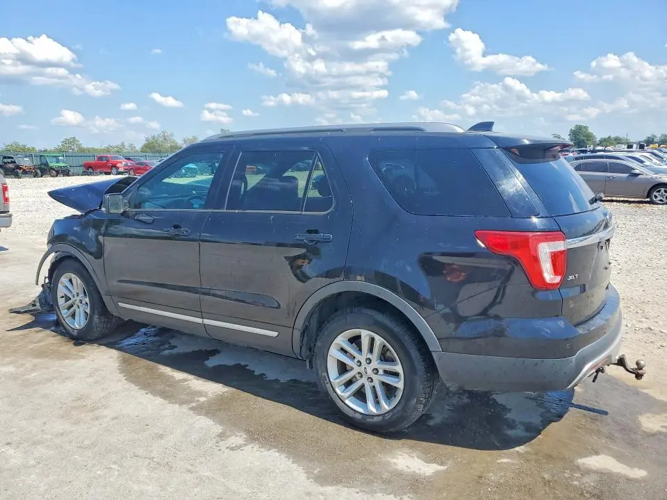 2016 FORD EXPLORER XLT  