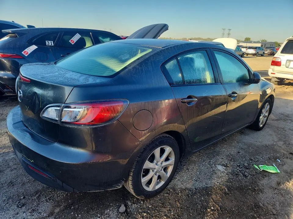 2011 MAZDA 3 I  