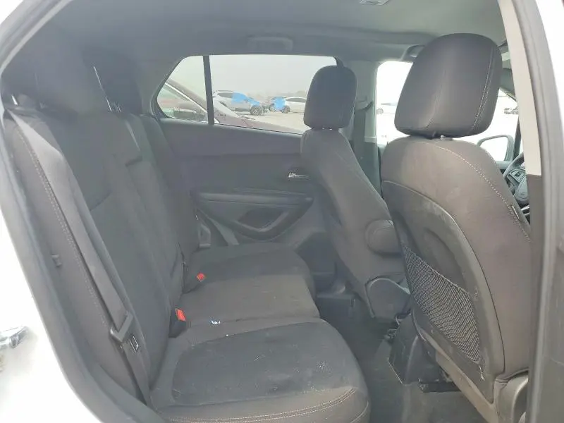 2021 CHEVROLET TRAX LS  