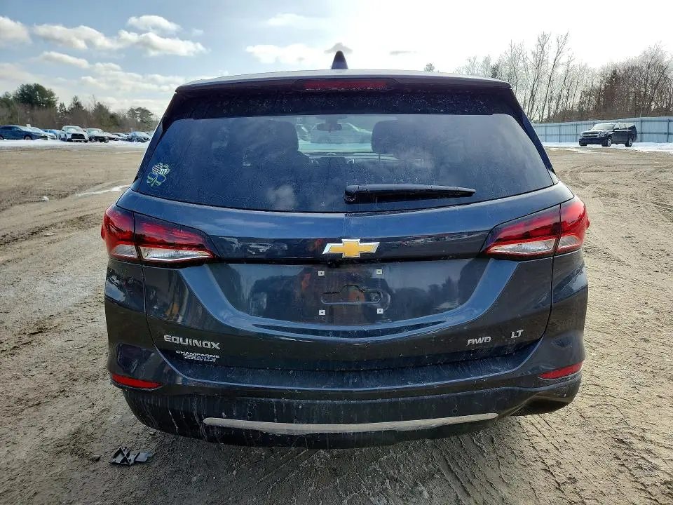 2022 CHEVROLET EQUINOX LT  