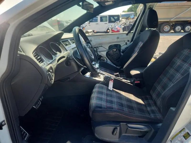 2015 VOLKSWAGEN GTI   