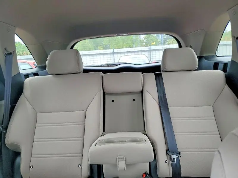 2020 KIA SORENTO S  