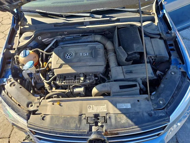 2015 VOLKSWAGEN JETTA SE  